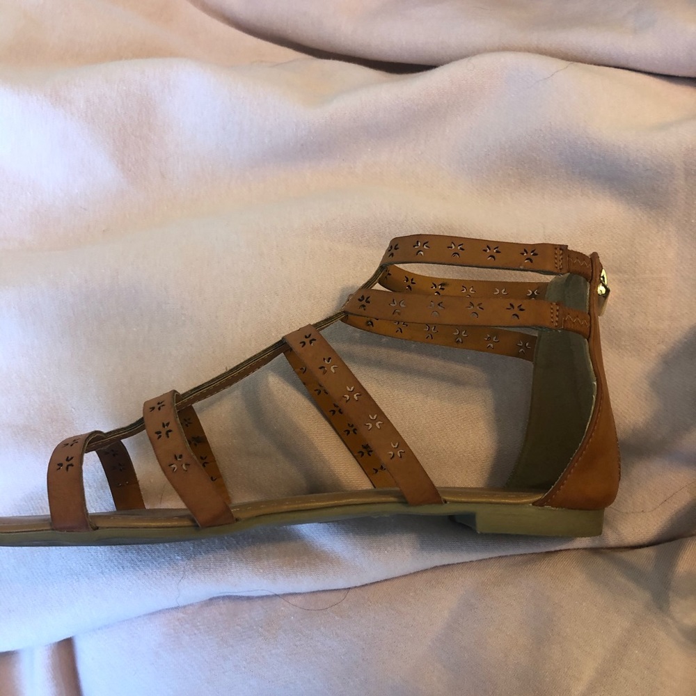 Sandals - Picture 4 of 6